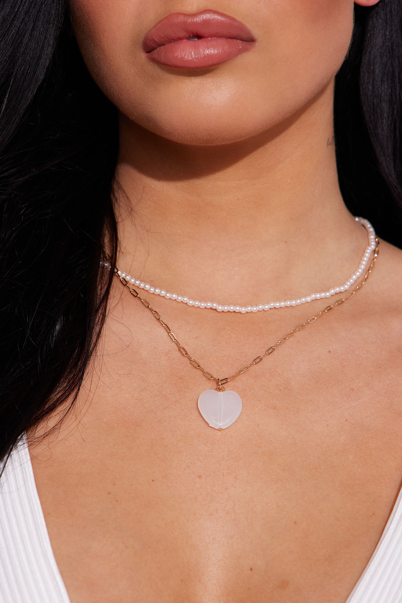 Fell In Love With You Layered Necklace - White/Gold